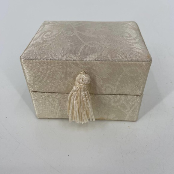 Collectible Glass Miniature Nurse Hat Figurine By About Face Design 2005 - Picture 5 of 11